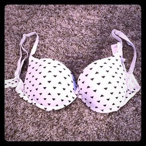 PINK | wear everywhere push-up